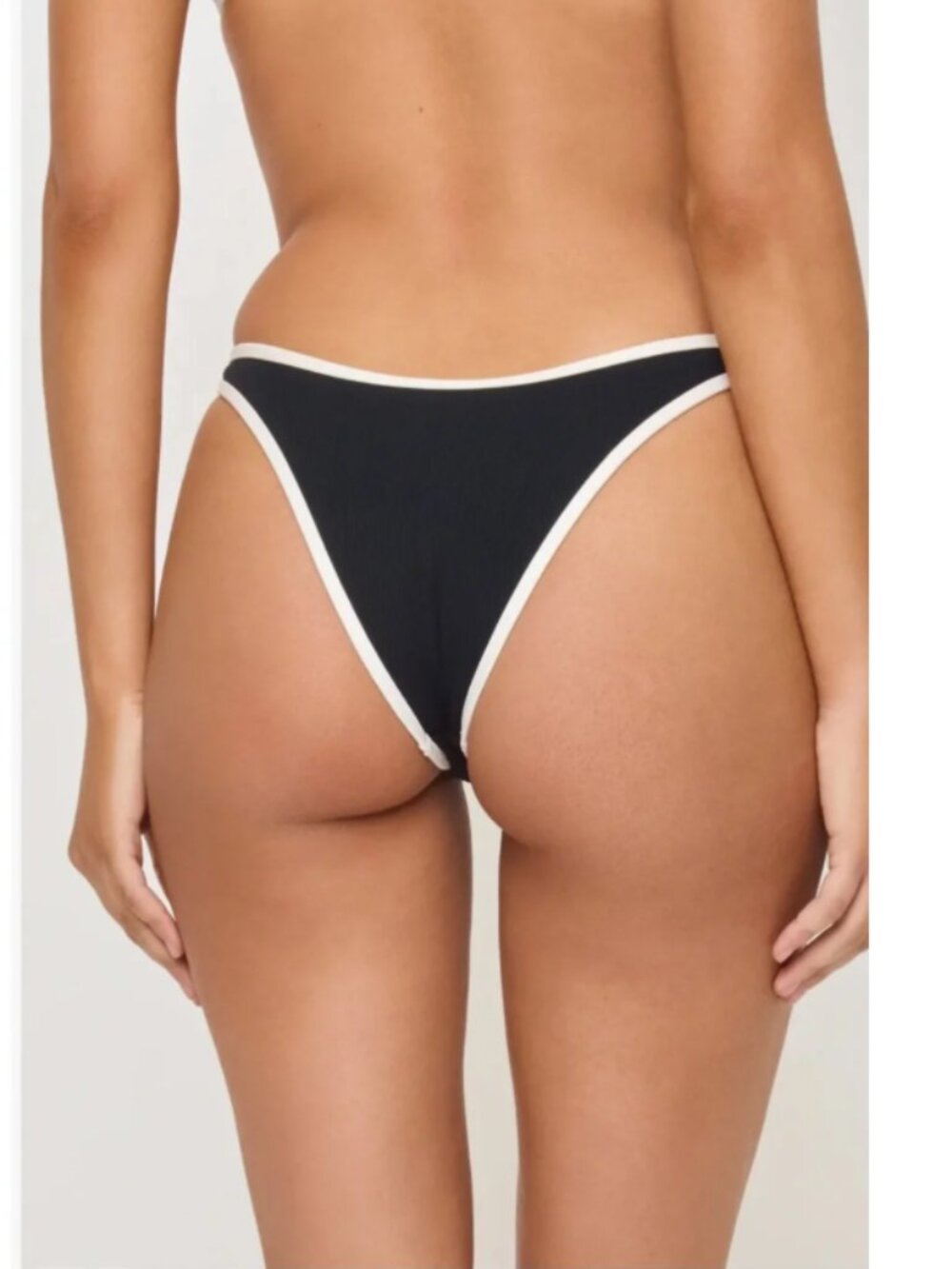 NWT L*Space Elle Bitsy Bikini Bottoms Women’s Black Contrast-Trim Size L
